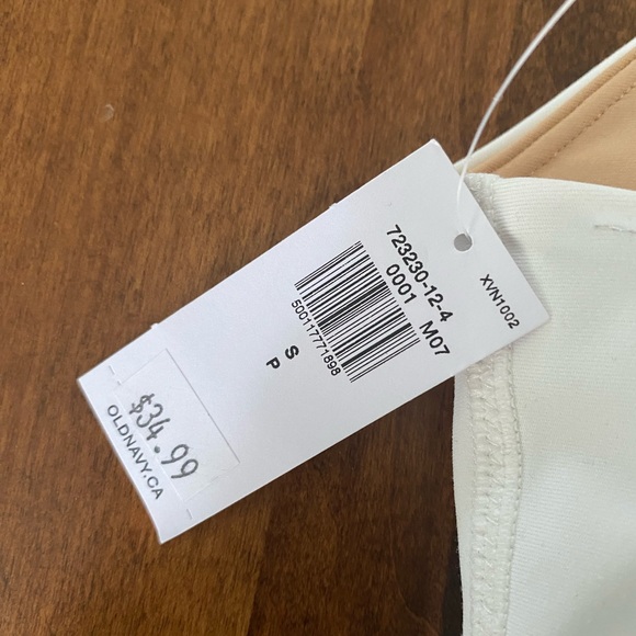 Brand new sports bra - Picture 3 of 3